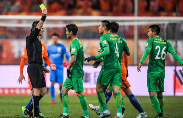 当他在球场 当他在球场