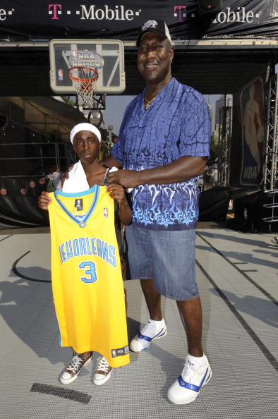 明斯这一举 明斯这一举