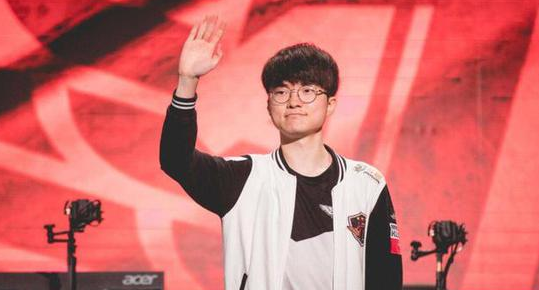 泰国选手提 泰国选手提